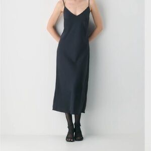 Aritzia Wilfred Slip Dress Size Small, Navy Blue